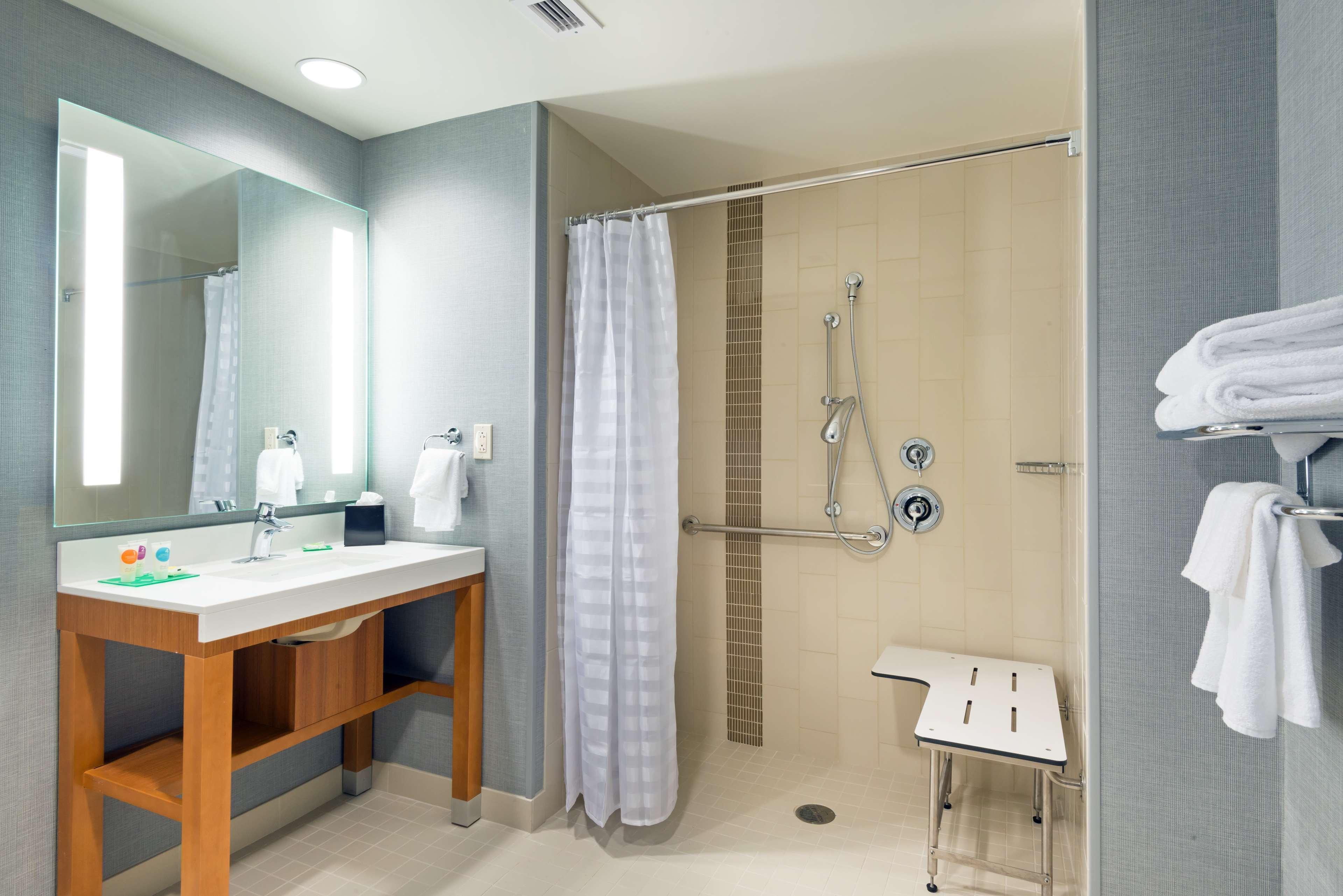Hyatt Place Downtown Hotel 3*